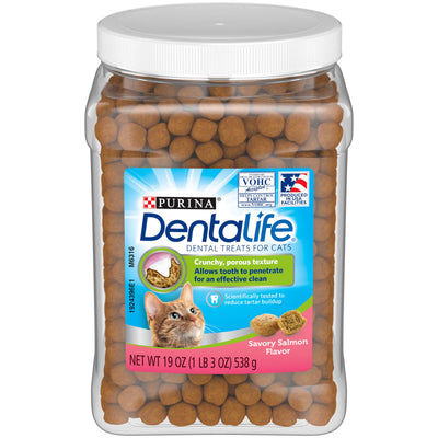 DentaLife Purina Made in USA Facilities Cat Dental Treats Savory Salmon Flavor - 19 oz. Canister